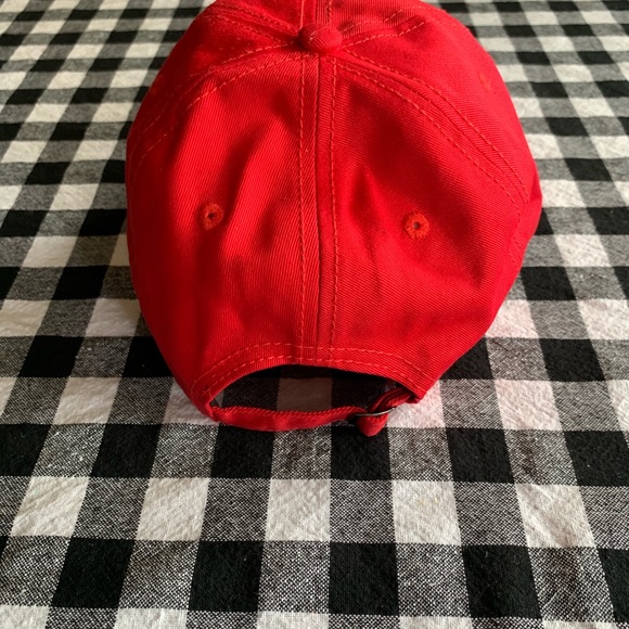 NWT‼️Adult Mickey Mouse hat! - Picture 3 of 4